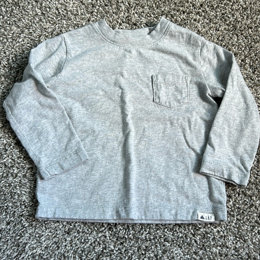 Toddler boy long sleeve gray T-shirt plain with pocket size 18-24 months